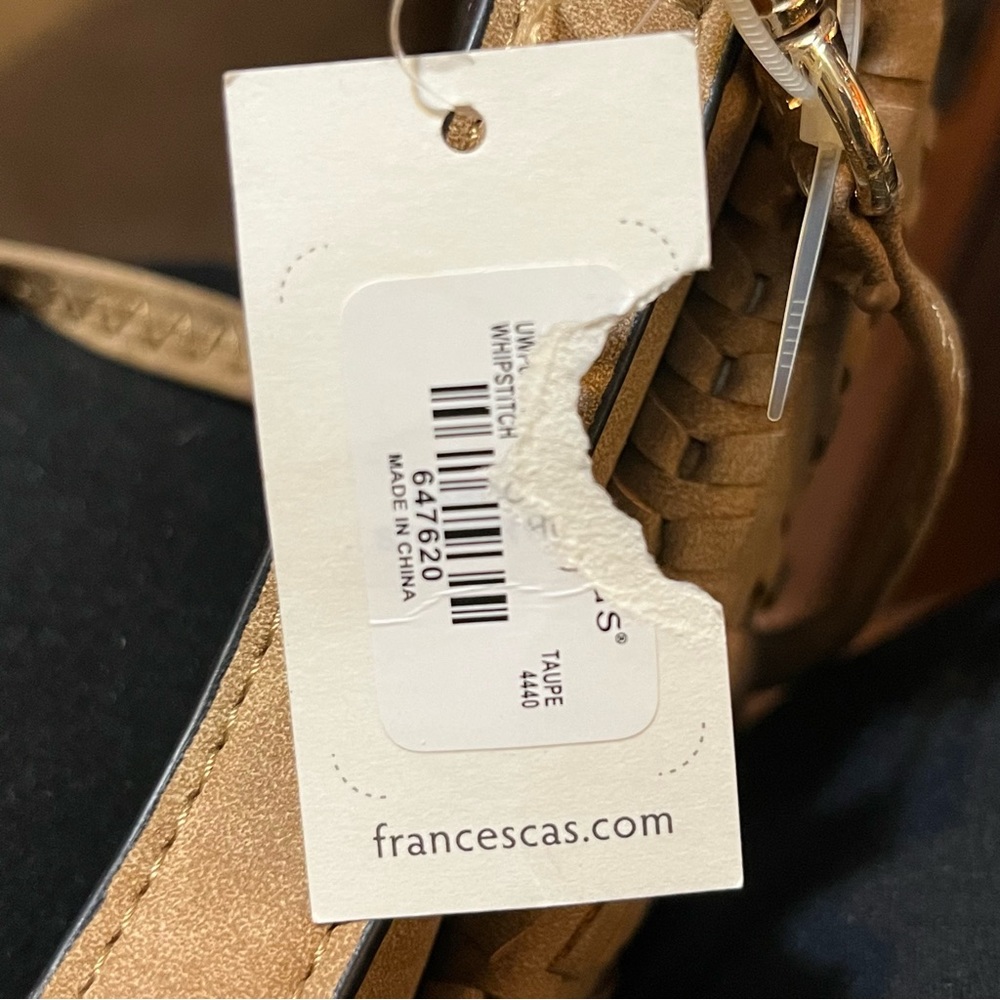 Francesca’s Small woven crossbody - Picture 8 of 9